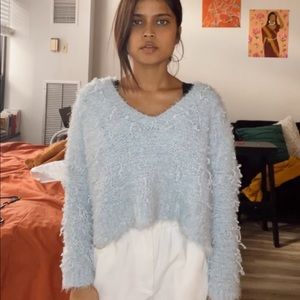 Soft wool light blue cropped sweater